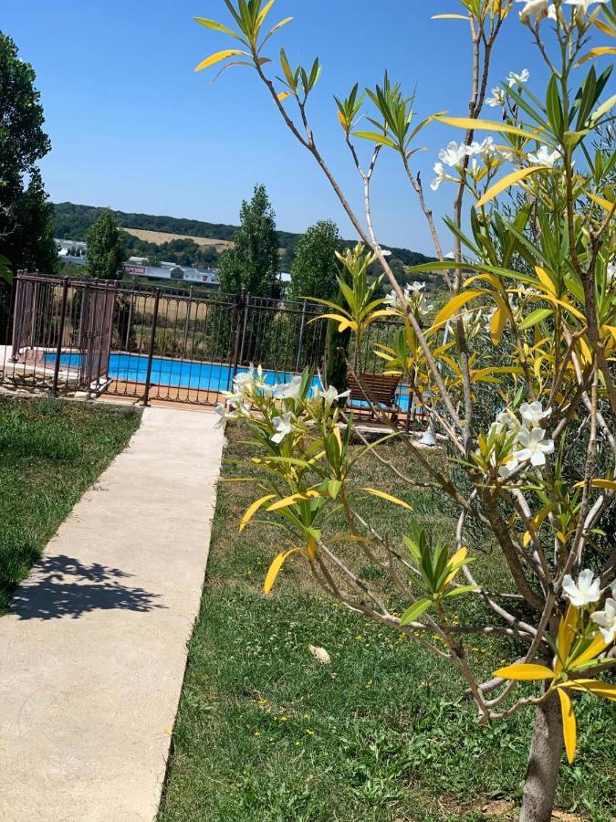 Appart'Hotel Auxerre 몽테우 외부 사진